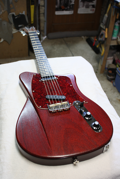Pistol guitar – Satorired